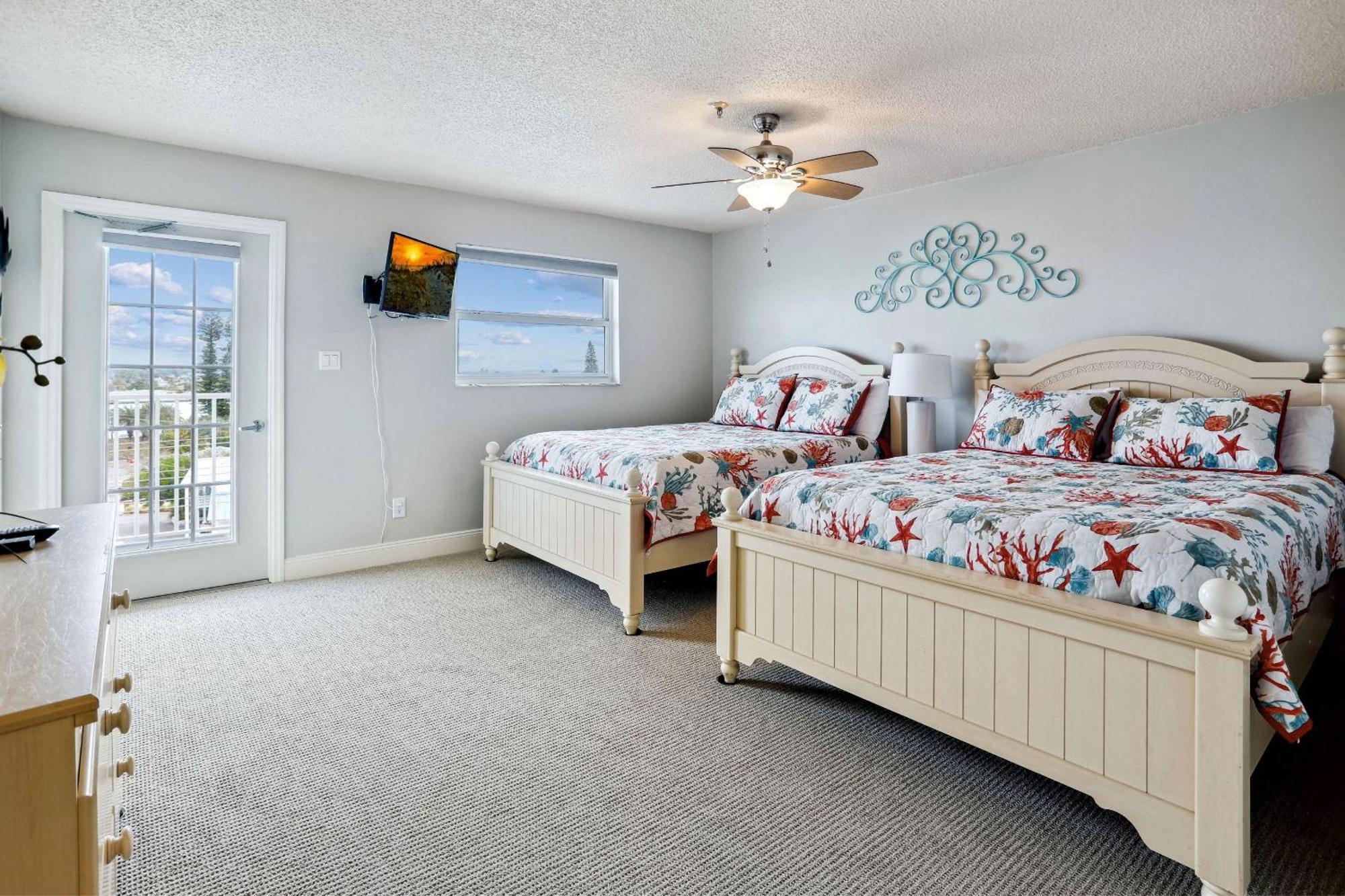 Sea Breeze 401 Villa Сейнт Пийт Бийч Екстериор снимка