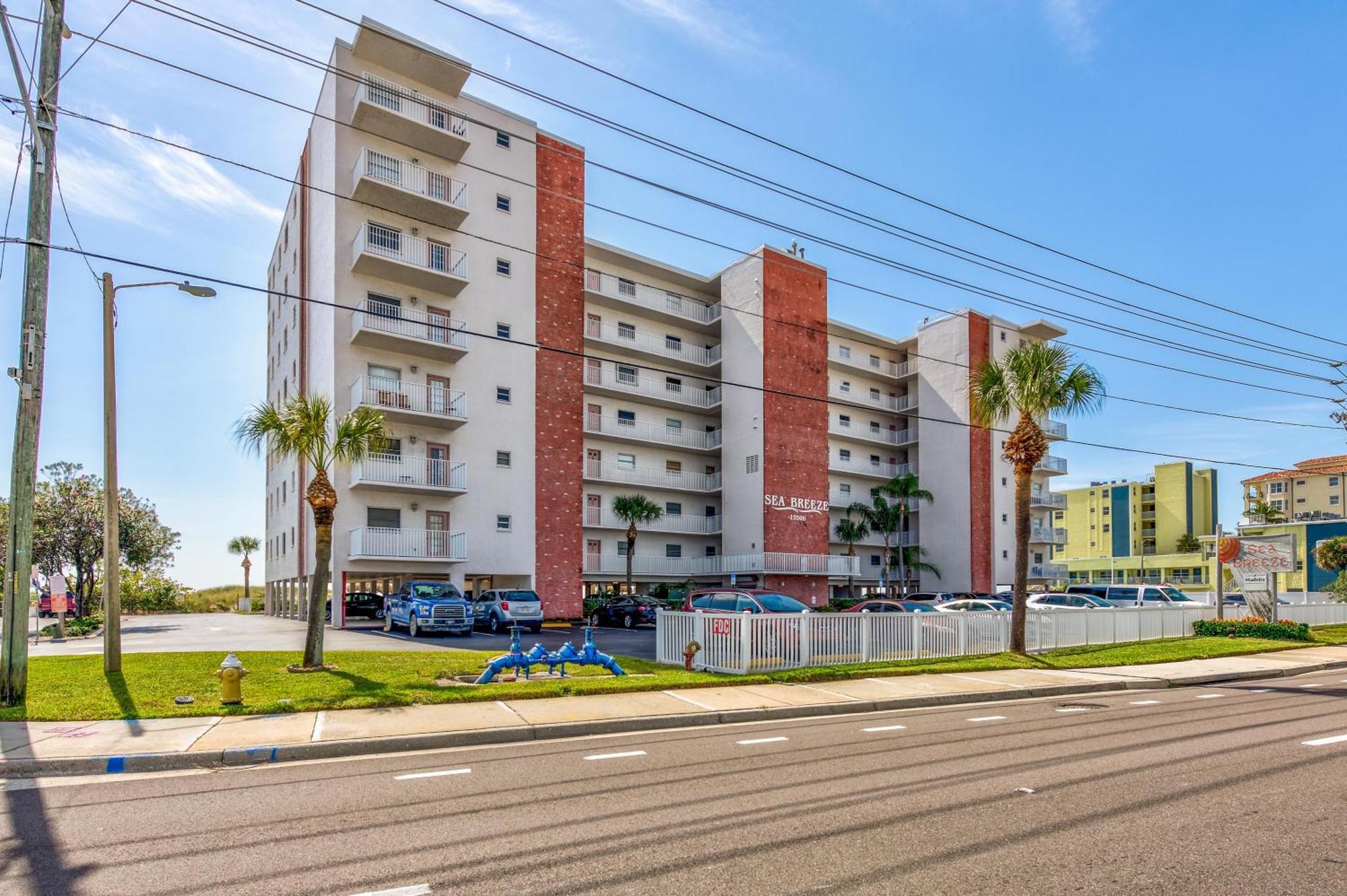 Sea Breeze 401 Villa Сейнт Пийт Бийч Екстериор снимка